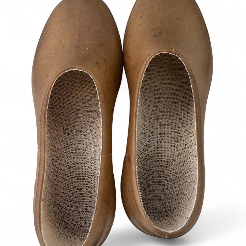 Plasticana Gardana clogs in brown!
